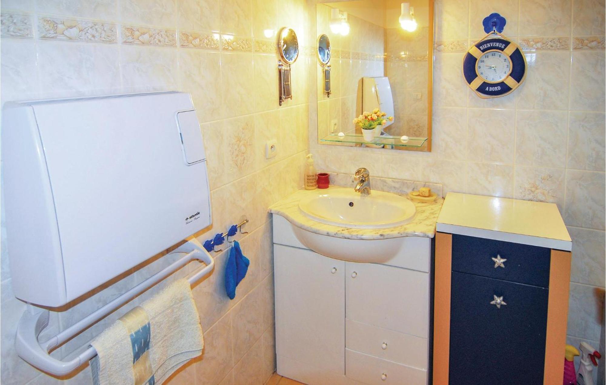 3 Bedroom Beautiful Home In Pignan Esterno foto